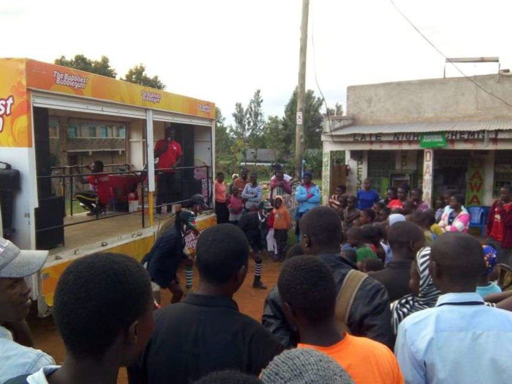 Road Shows 41 DSTV 03 red giant media agency